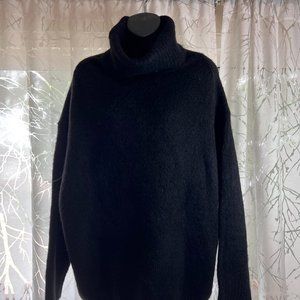 Zara - Turtleneck - Size Small